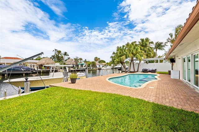 370 SE 12th Avenue, Pompano Beach, FL 33060