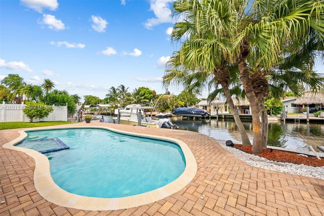 370 SE 12th Avenue, Pompano Beach, FL 33060