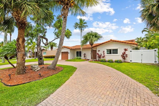 370 SE 12th Avenue, Pompano Beach, FL 33060