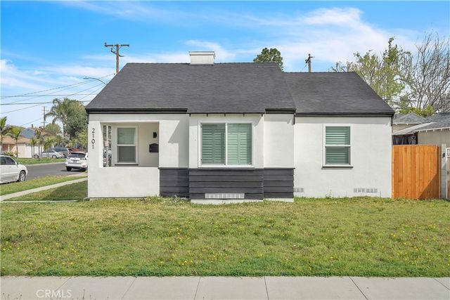 2101 E 63rd St, Long Beach, CA 90805