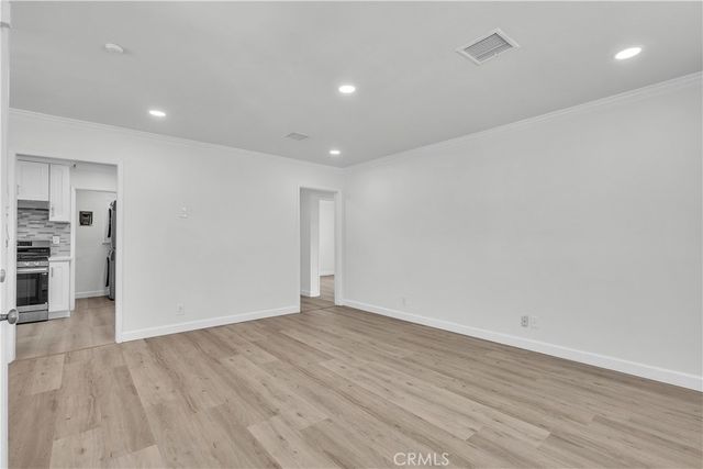 2101 E 63rd St, Long Beach, CA 90805