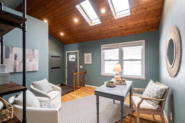 5975 W Green Brook DRIVE, Brown Deer, WI 53223