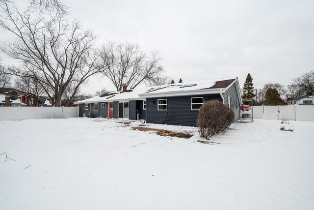 5975 W Green Brook DRIVE, Brown Deer, WI 53223