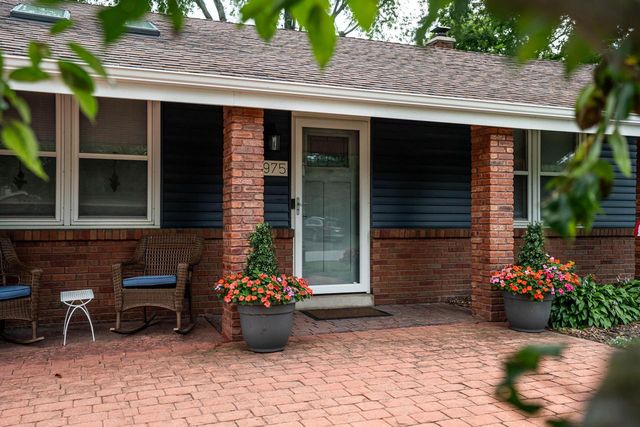 5975 W Green Brook DRIVE, Brown Deer, WI 53223