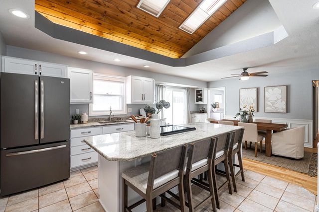 5975 W Green Brook DRIVE, Brown Deer, WI 53223