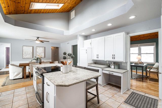 5975 W Green Brook DRIVE, Brown Deer, WI 53223