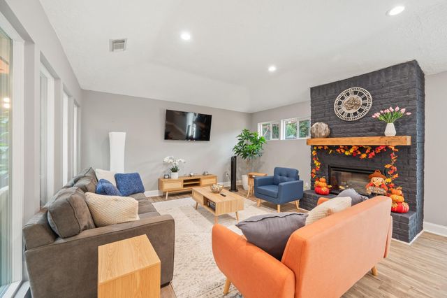 9411 Claridge Drive, Houston, TX 77031