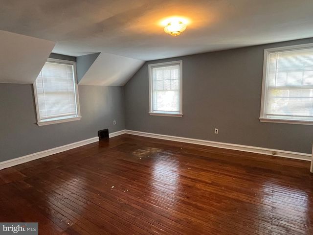 8012 HALSTEAD ST, Philadelphia, PA 19111