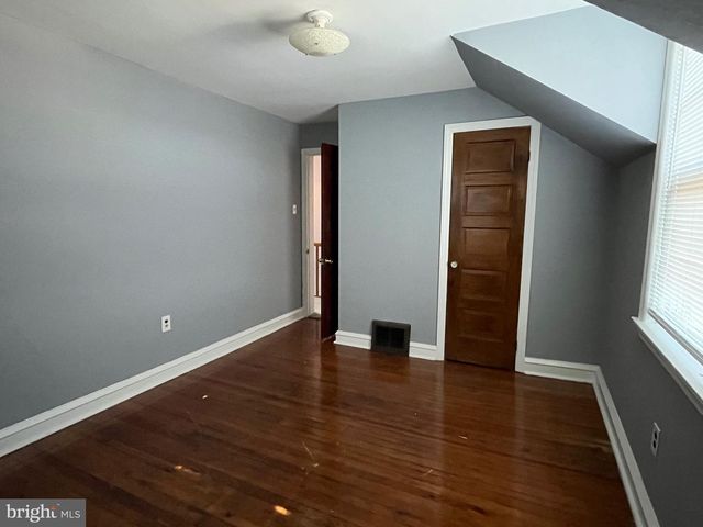 8012 HALSTEAD ST, Philadelphia, PA 19111