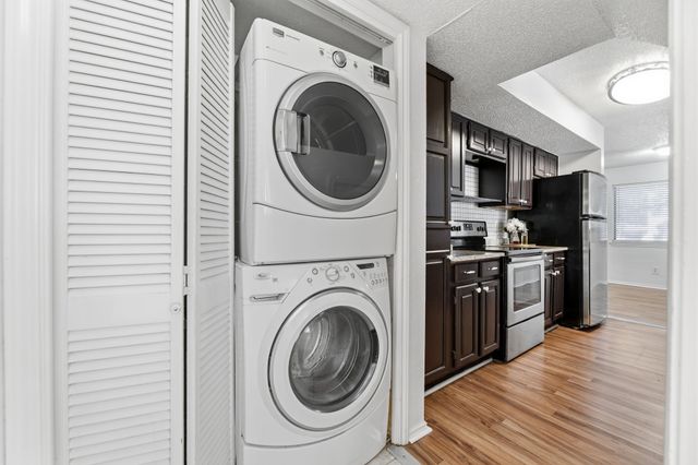 2301 Balsam Drive M209, Arlington, TX 76006