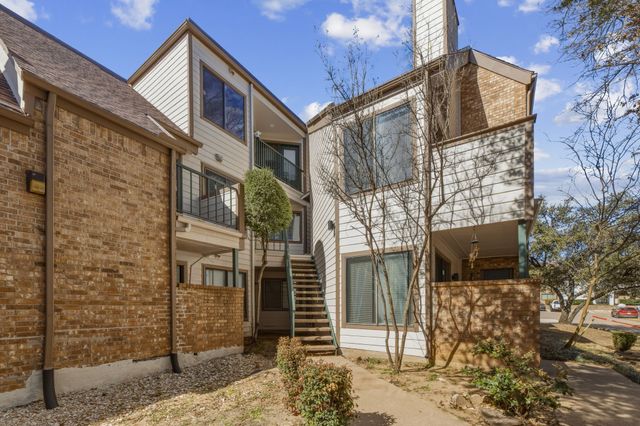 2301 Balsam Drive M209, Arlington, TX 76006