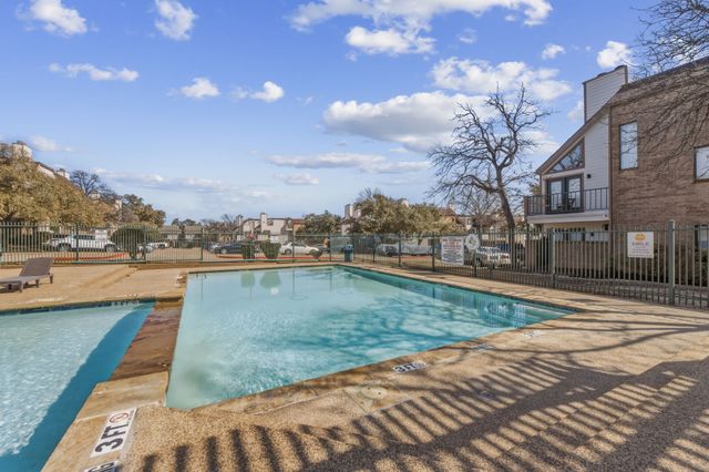 2301 Balsam Drive M209, Arlington, TX 76006