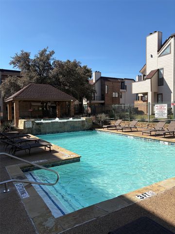 2301 Balsam Drive M209, Arlington, TX 76006