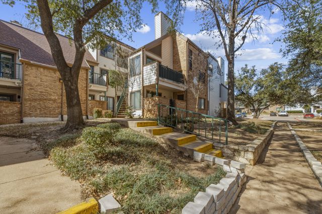 2301 Balsam Drive M209, Arlington, TX 76006