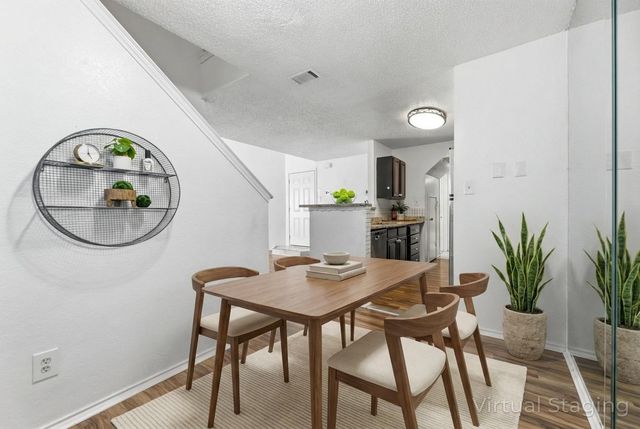 2301 Balsam Drive M209, Arlington, TX 76006