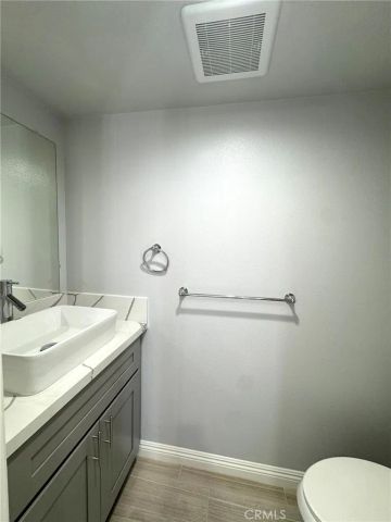 15616 Amar Road J, La Puente, CA 91744