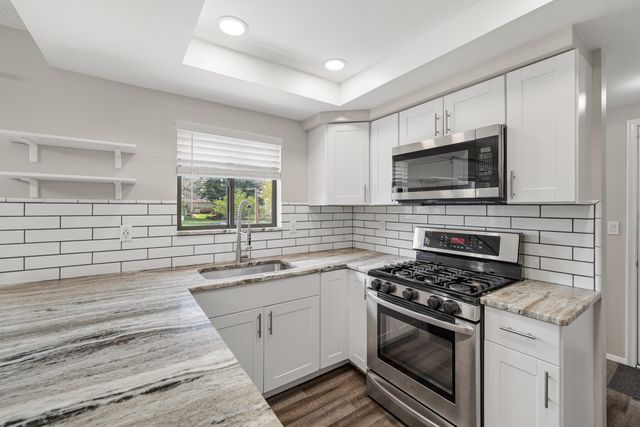 39259 N Blom Drive, Harrison Township, MI 48045