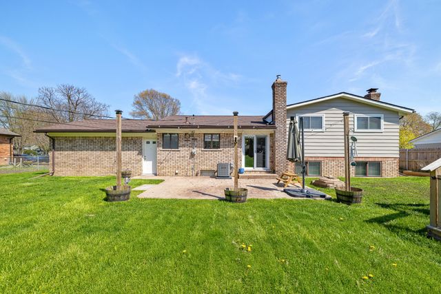 39259 N Blom Drive, Harrison Township, MI 48045