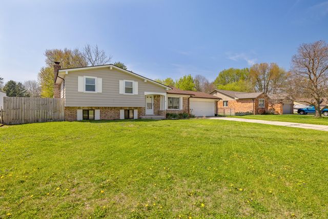 39259 N Blom Drive, Harrison Township, MI 48045