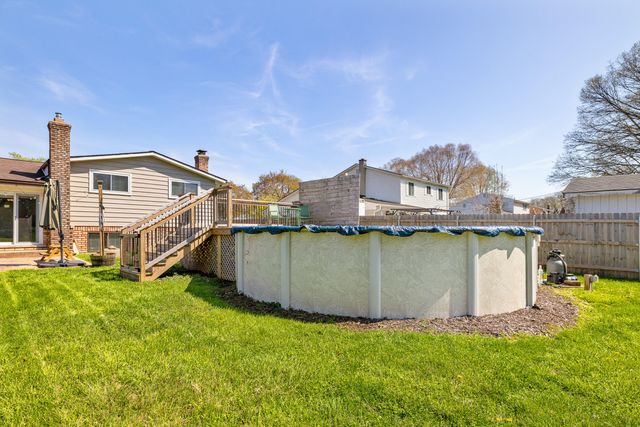 39259 N Blom Drive, Harrison Township, MI 48045