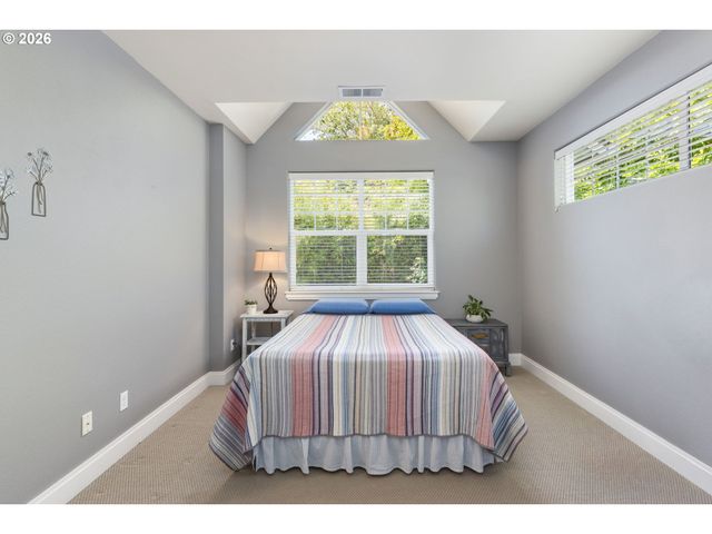 12398 Sw MEADER Way, Beaverton, OR 97008