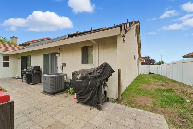1577 Anconia St, Oakdale, CA 95361