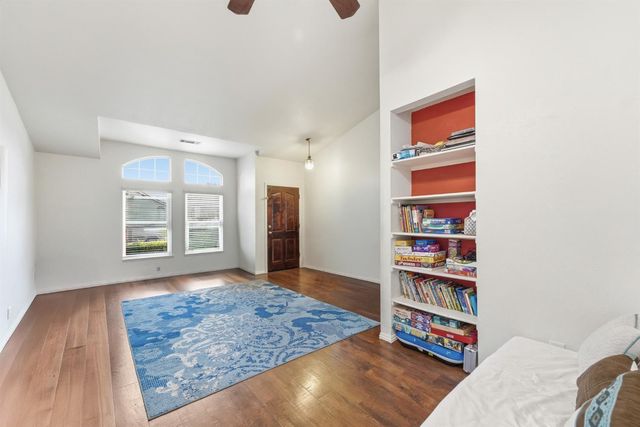 1577 Anconia St, Oakdale, CA 95361