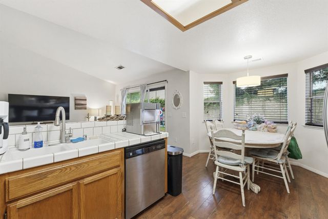 1577 Anconia St, Oakdale, CA 95361