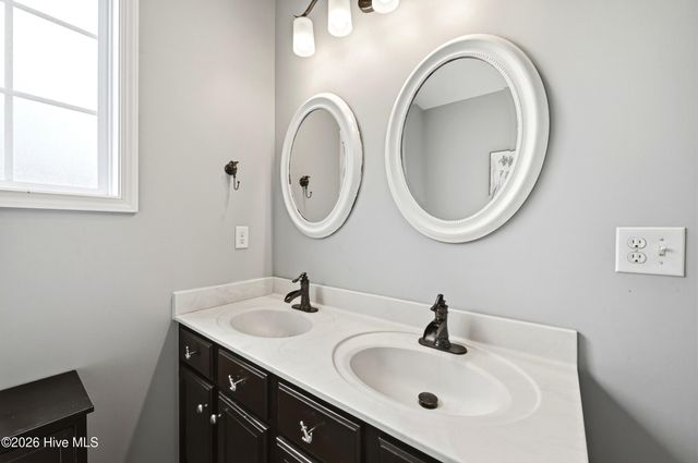 3023 N Rocklund Court, Wilmington, NC 28409