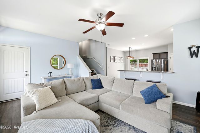 3023 N Rocklund Court, Wilmington, NC 28409