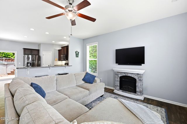 3023 N Rocklund Court, Wilmington, NC 28409