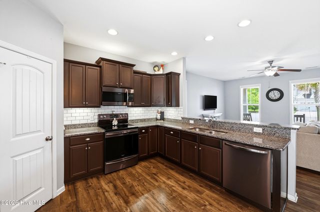 3023 N Rocklund Court, Wilmington, NC 28409