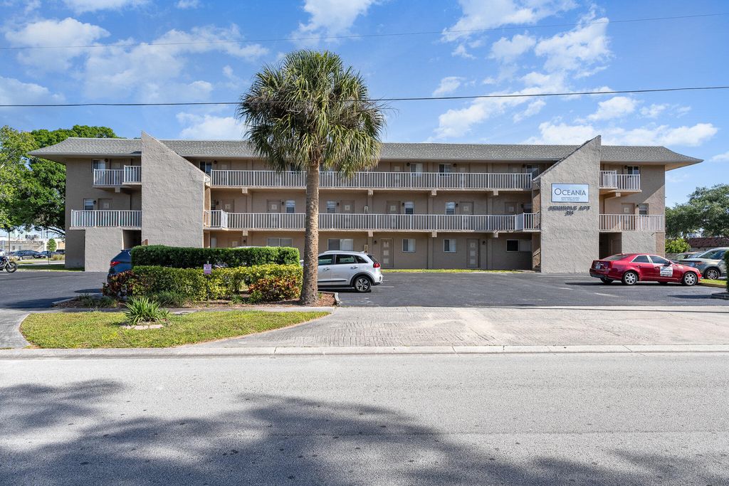 204 W Seminole Avenue 1, Melbourne, FL 32901