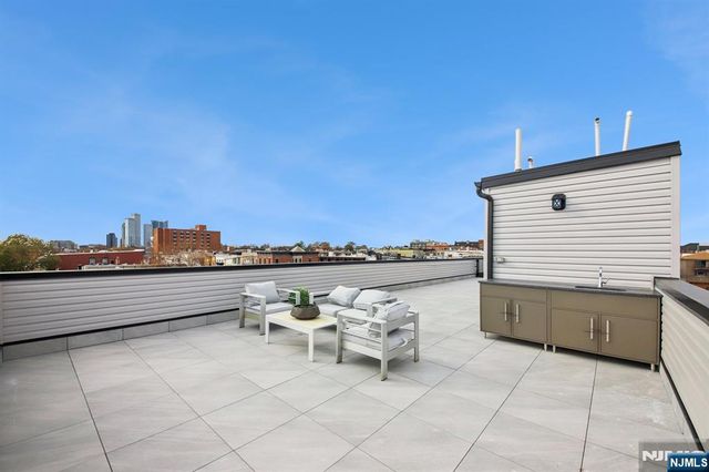 134 Hancock 3, Jersey City, NJ 07307