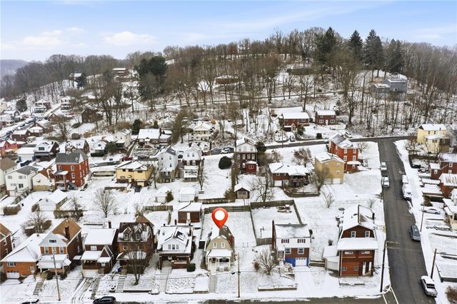 408 Gilmore Avenue, Trafford, PA 15085