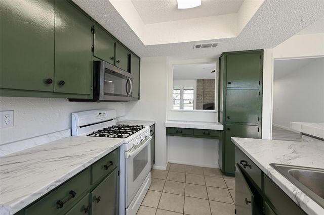 404 Northwood DR, Georgetown, TX 78628