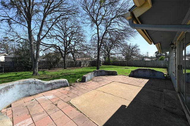 404 Northwood DR, Georgetown, TX 78628