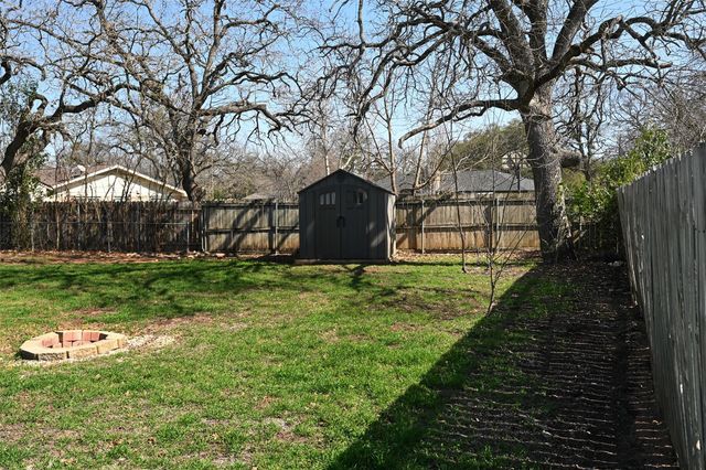 404 Northwood DR, Georgetown, TX 78628