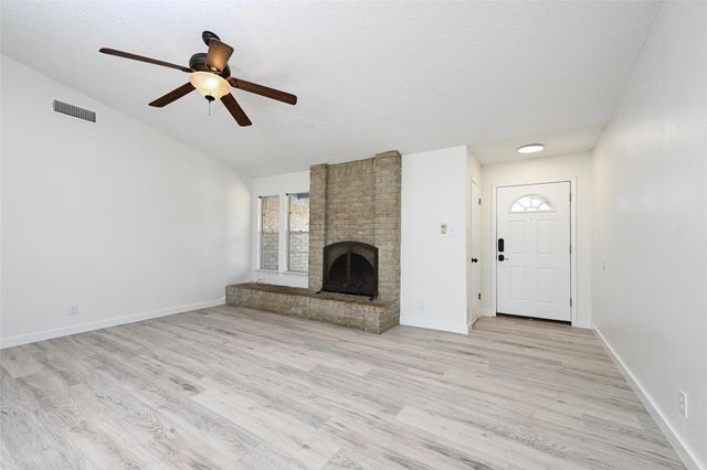 404 Northwood DR, Georgetown, TX 78628