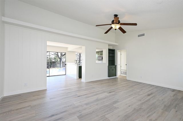 404 Northwood DR, Georgetown, TX 78628