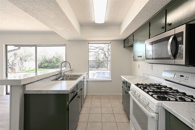 404 Northwood DR, Georgetown, TX 78628