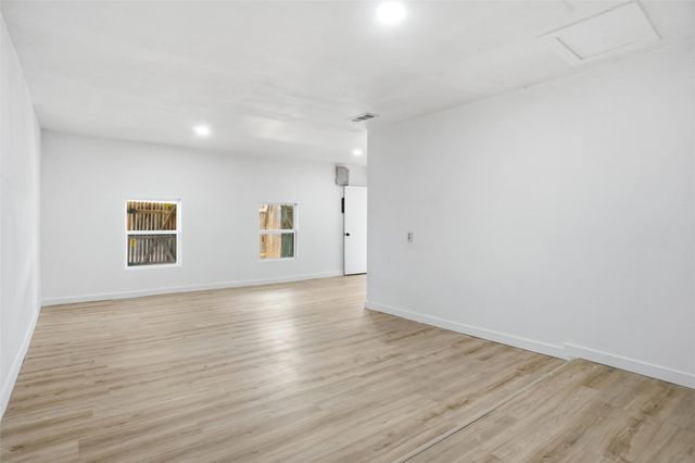 3825 Old Faithful Court, Irving, TX 75062