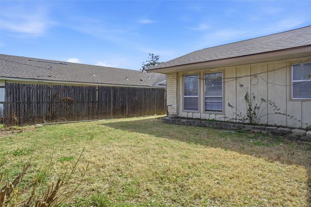 3825 Old Faithful Court, Irving, TX 75062