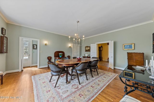 667 Yadkin Road, Southern Pines, NC 28387