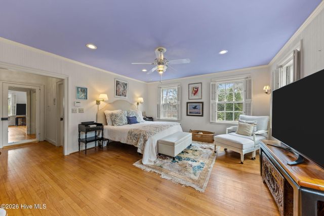 667 Yadkin Road, Southern Pines, NC 28387