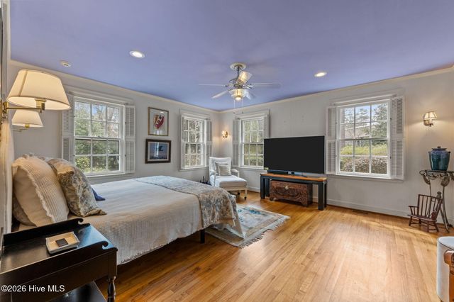 667 Yadkin Road, Southern Pines, NC 28387