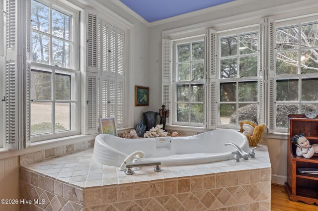 667 Yadkin Road, Southern Pines, NC 28387