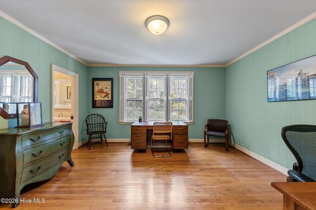 667 Yadkin Road, Southern Pines, NC 28387