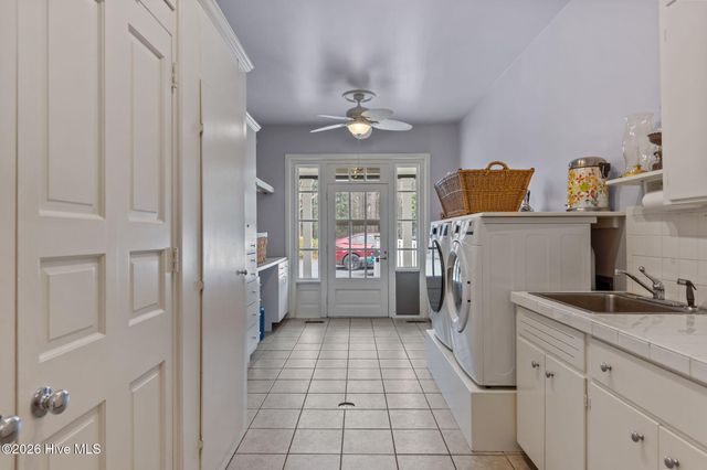 667 Yadkin Road, Southern Pines, NC 28387