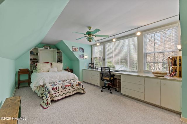 667 Yadkin Road, Southern Pines, NC 28387